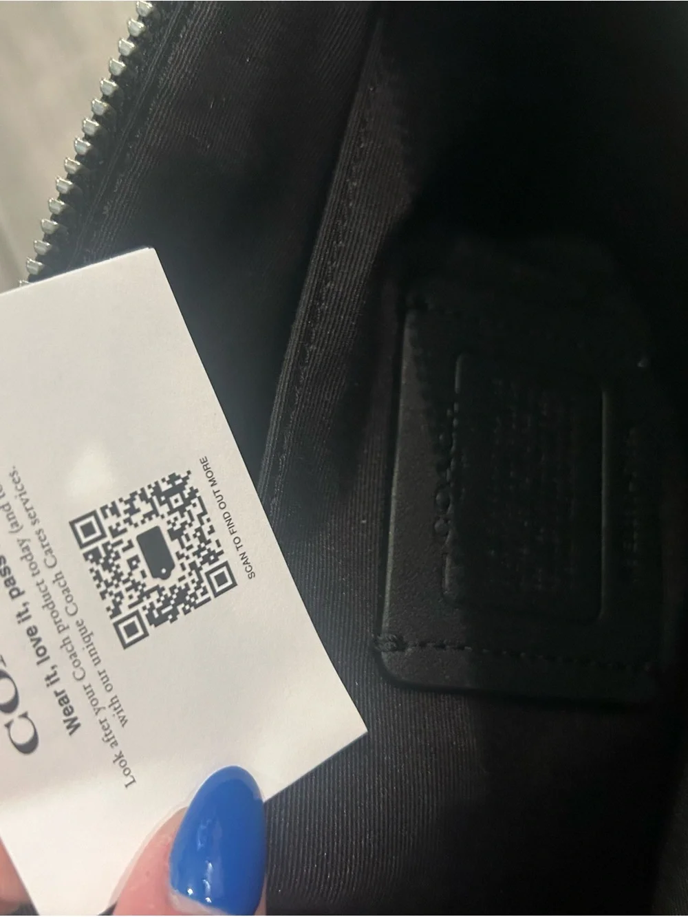 Coach women’s Signature Messenger Bag in Black/Gray